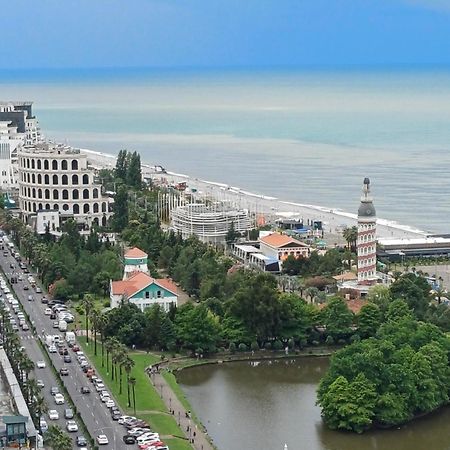 Sea Breeze In Batumi Lejlighed Eksteriør billede