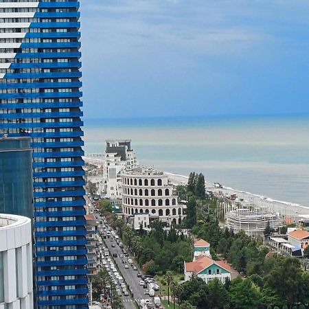 Sea Breeze In Batumi Lejlighed Eksteriør billede